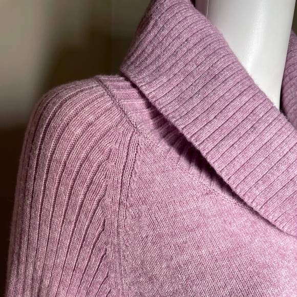 Lilac Anthropology turtleneck sweater - Picture 6 of 7